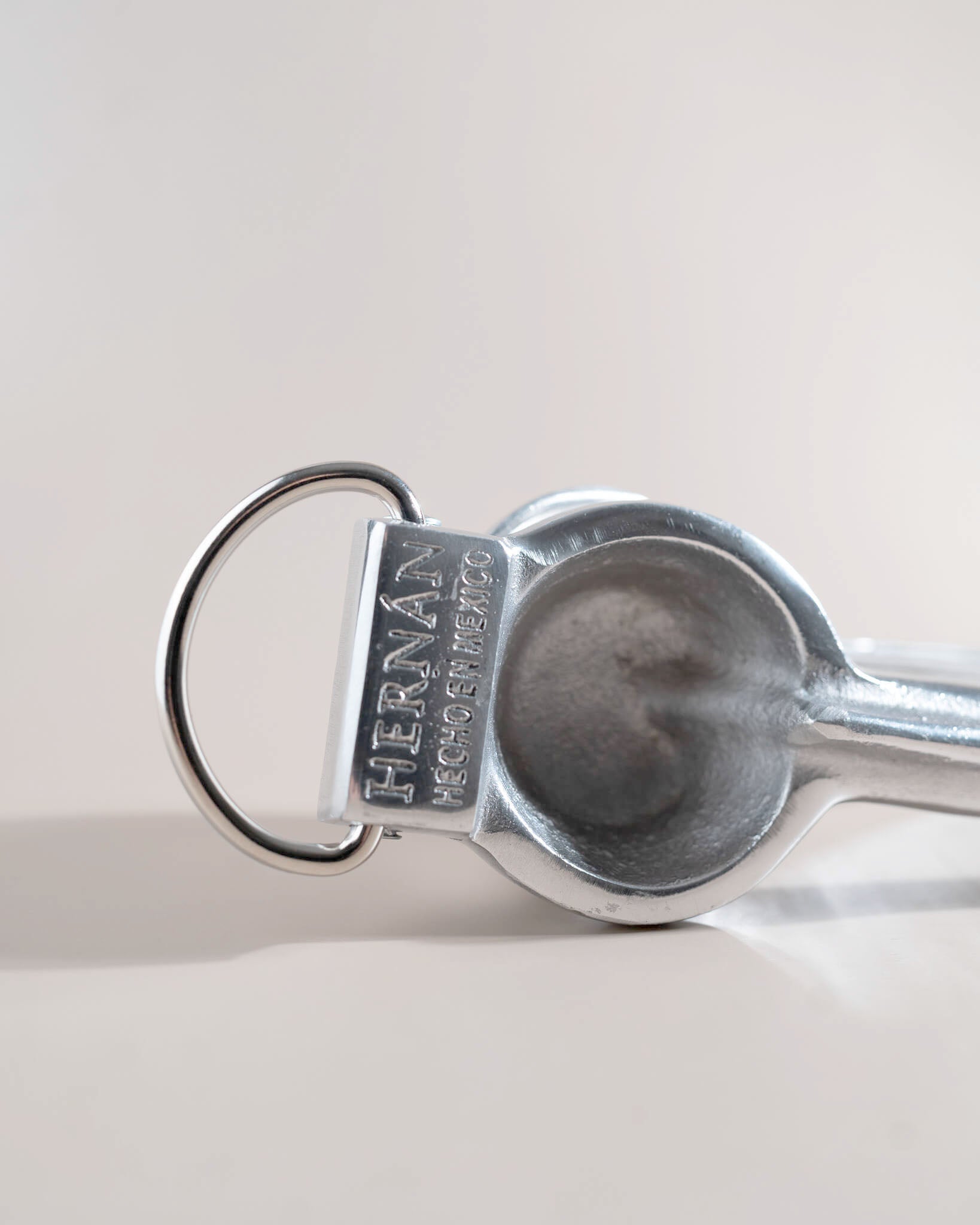 EXPRIMIDOR – Authentic Mexican Lime Squeezer