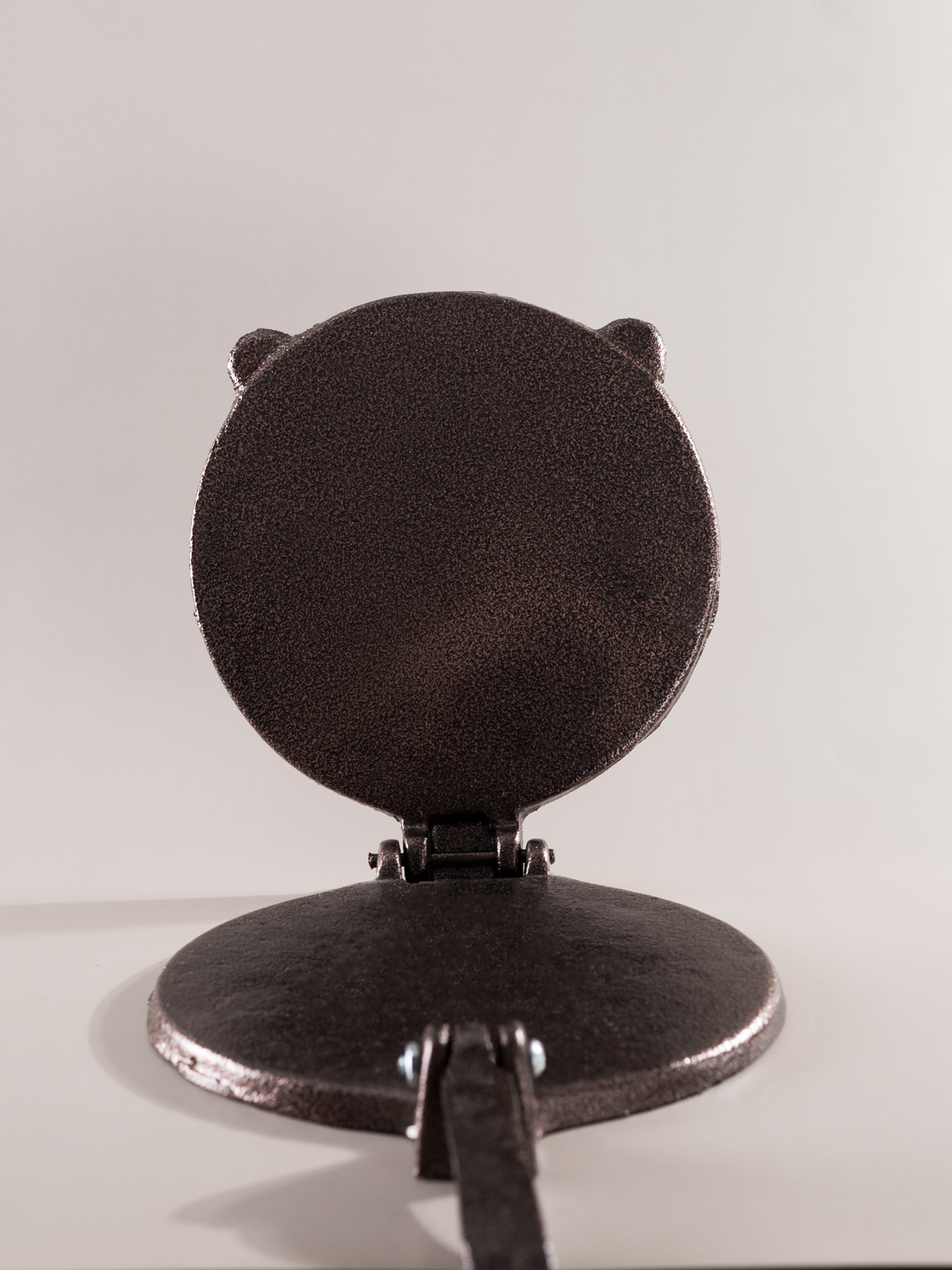 TORTILLA PRESS – Authentic Mexican Cast Iron Tortilla Press