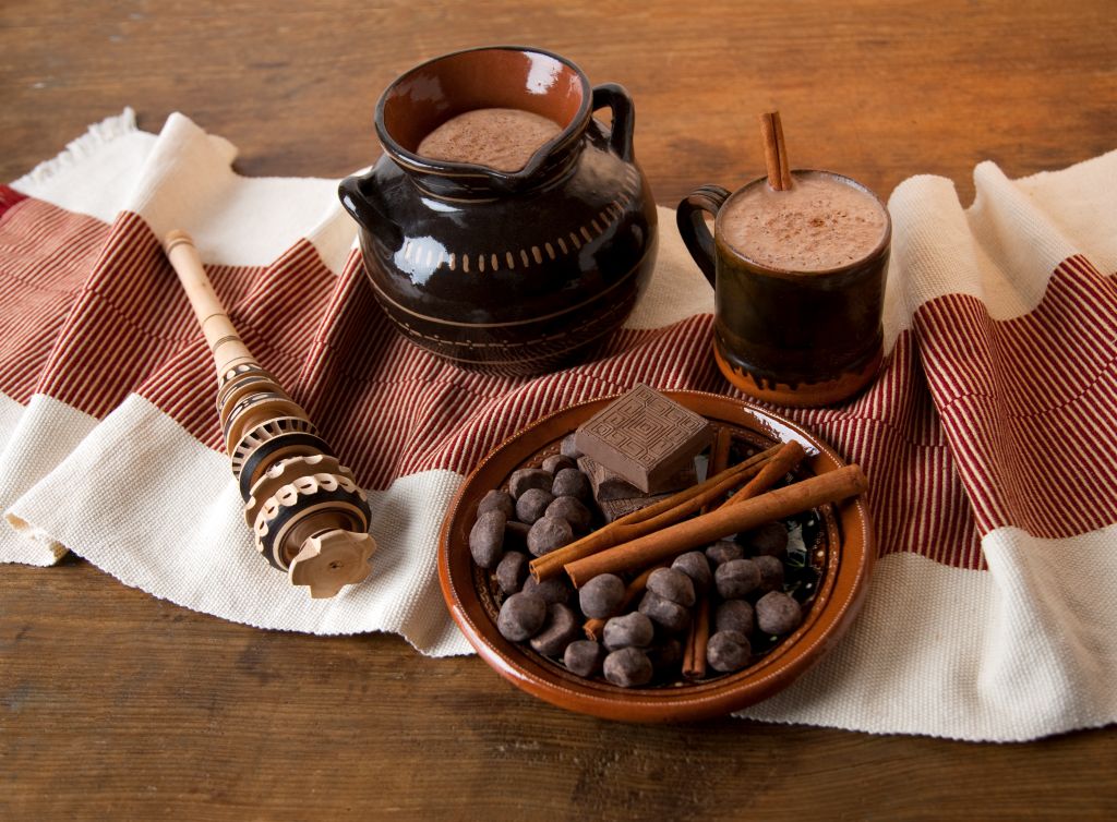 Mexican Hot Chocolate Gift Set with Molinillo Artesano
